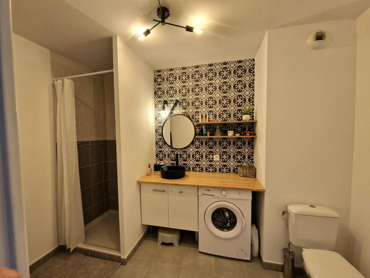 Chambre Privee T3 Saint Fons Kültér fotó